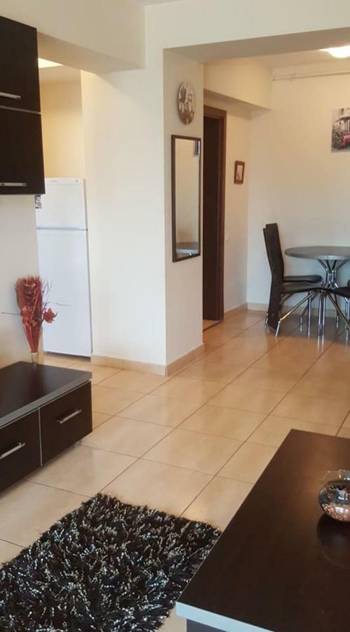 Nick Apartments ママイア エクステリア 写真